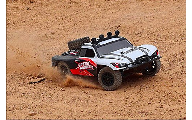 9. Novcolxya Model Cars RC Electric Racing Car - best remote control car for kids